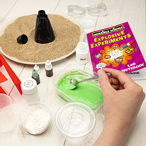 Horrible Science Explosive Experiments!