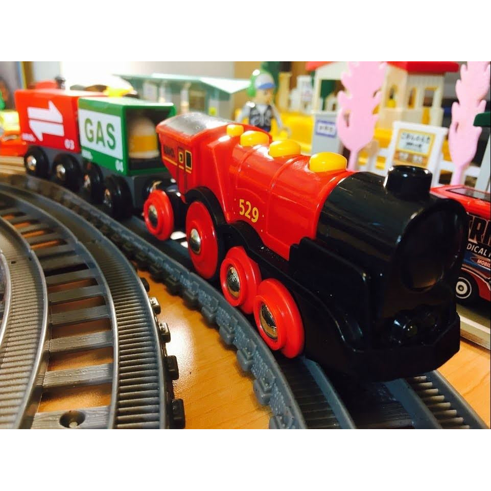 Brio Mighty Red Action Loco