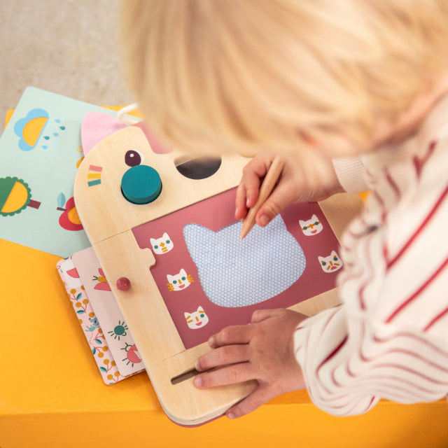 Magical Slate Jeanne Cat